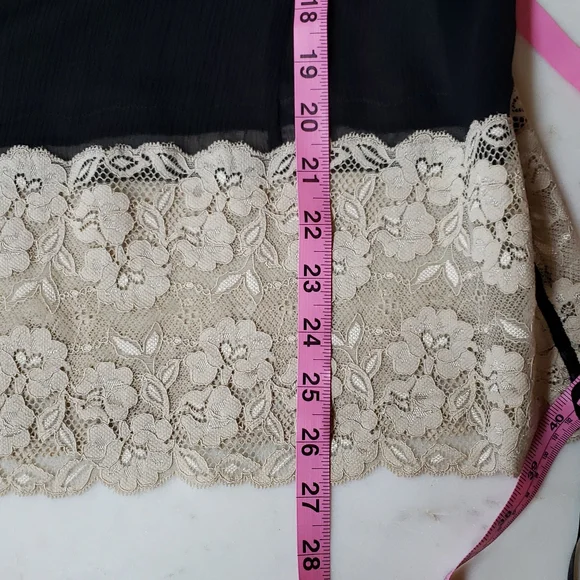 Marciano 100% silk & lace camisole size large - Picture 9 of 12
